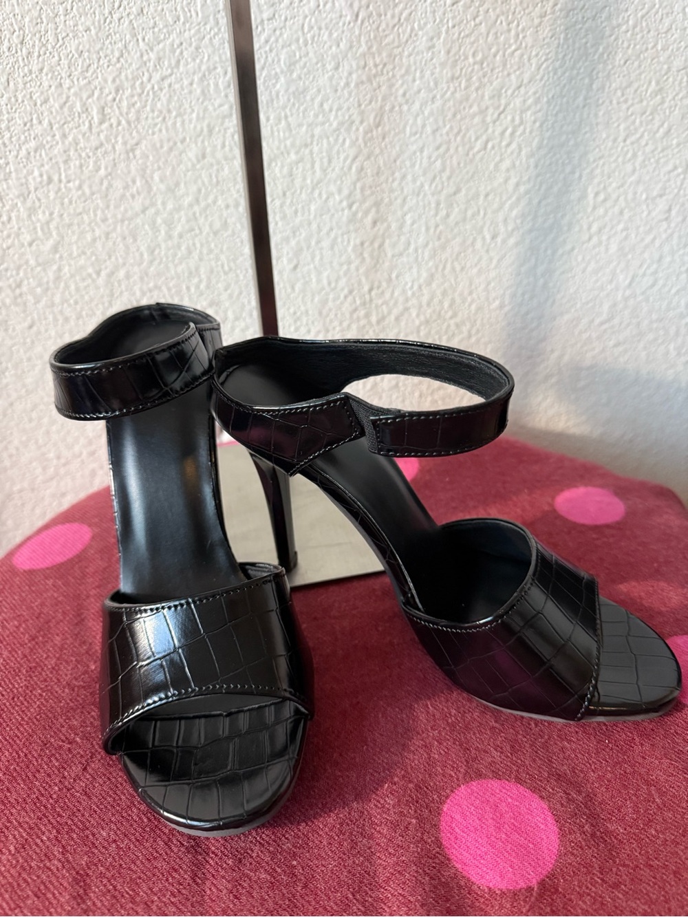 New Black Croc Embossed Stiletto Sandals EU 36 Approx US 6